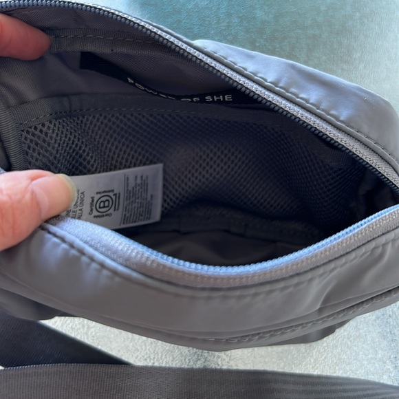 Athleta All About Belt Bag - Picture 4 of 6